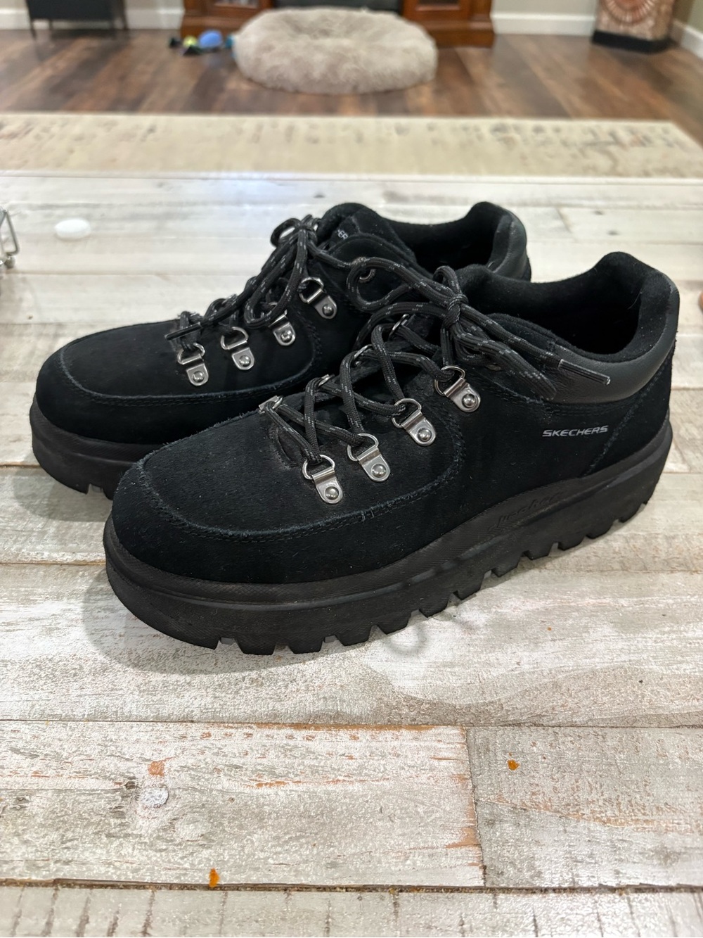 Skechers Womens Black Platform leather shoes - Picture 3 of 6